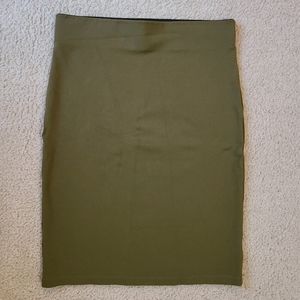 Army green pencil skirt - juniors large